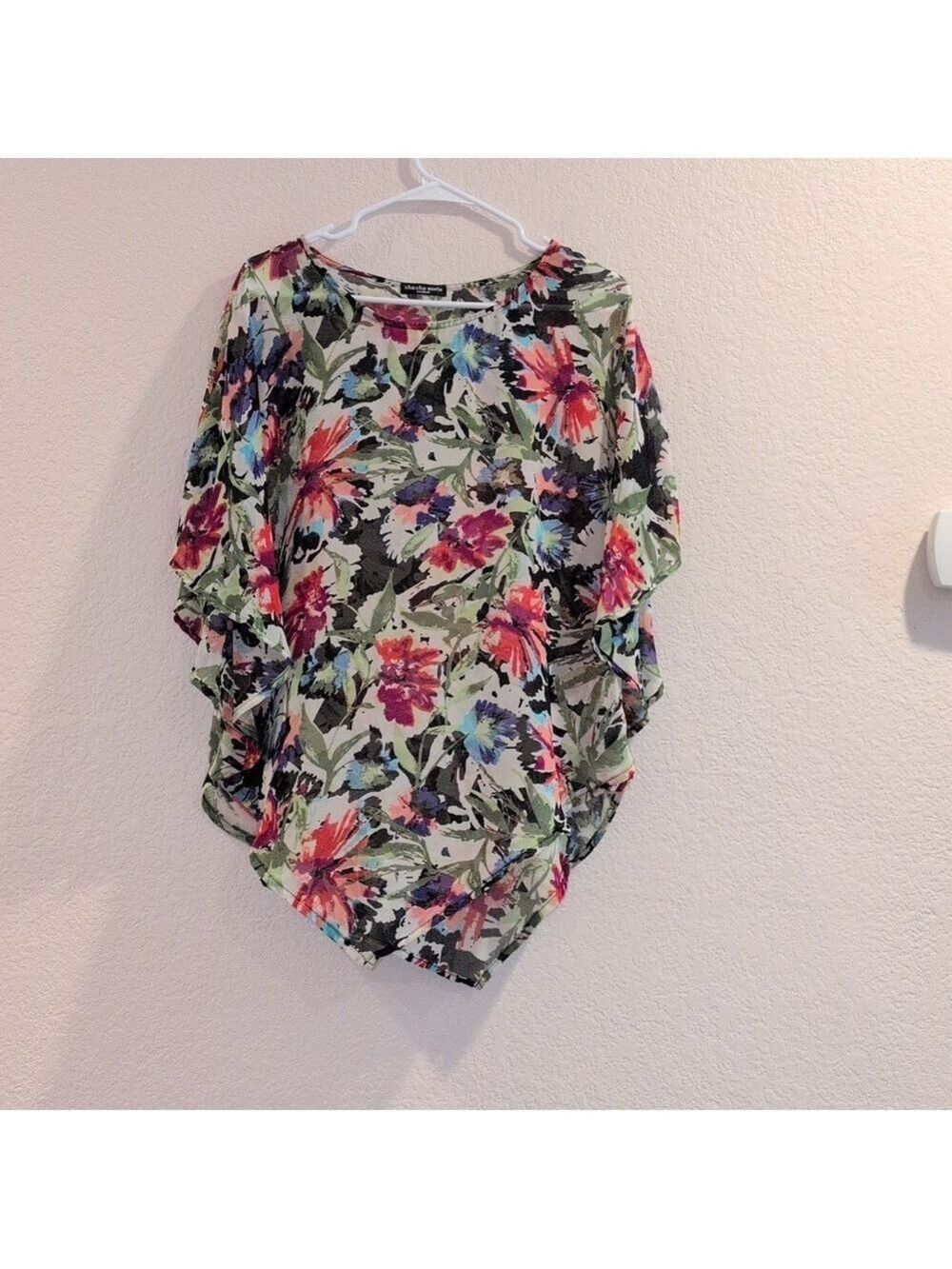 Cha Cha Vente Flutter Sleeve Blouse Medium Multicolor